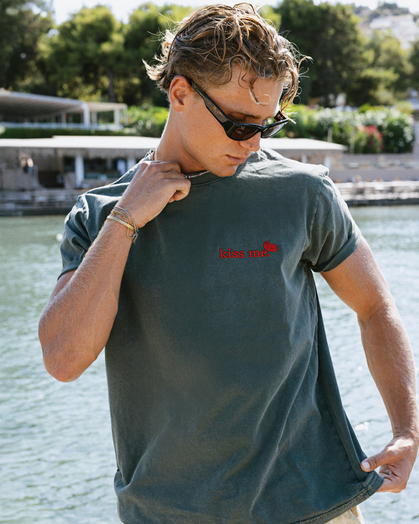 T-shirt khaki - KISS ME