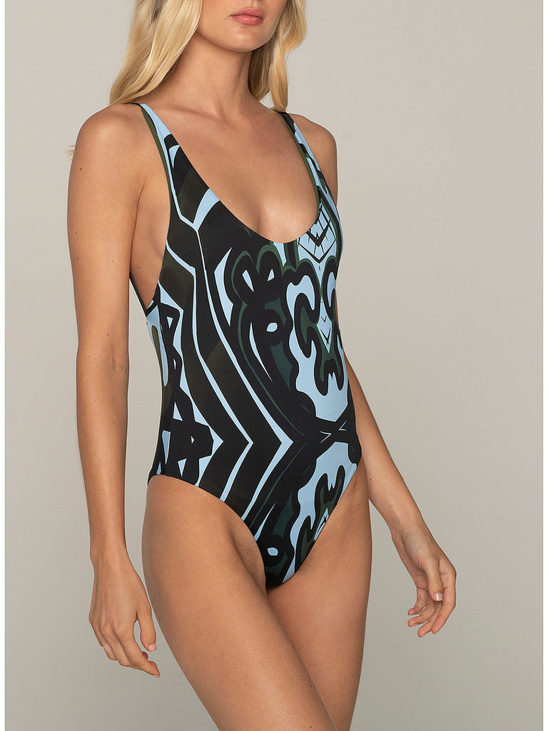 Bay One Piece - PLANET EXOTICA